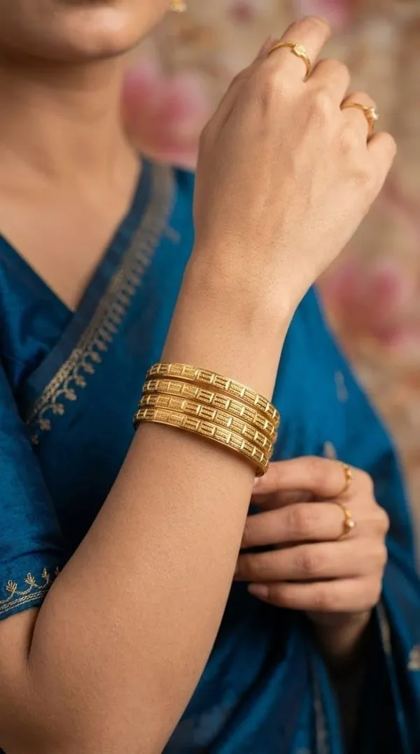 Women_S_Gold_Plated_Textured_Bangles