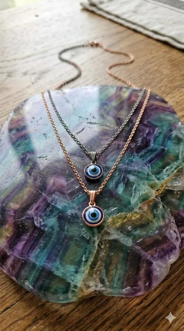 Evil_Eye_Pendant_Necklace_For_Women