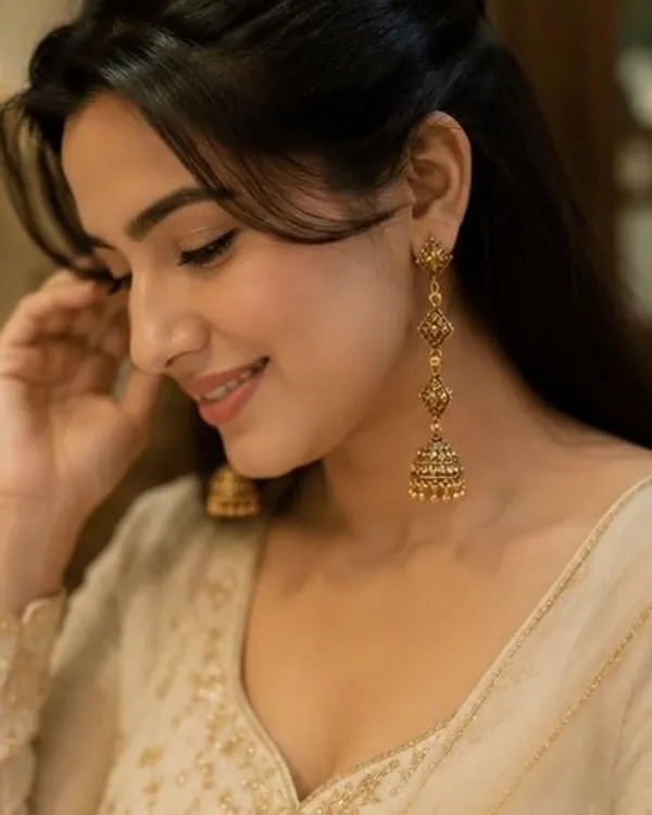 Jhumka_Earrings_For_Women