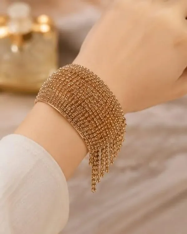 Mesh_Cuff_Bracelet_With_Tassel