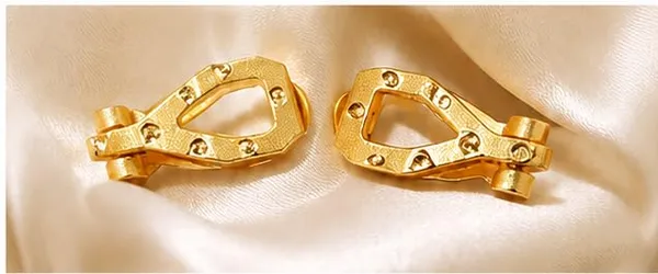 Geometric_Stud_Earrings_For_Women