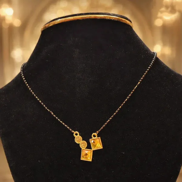 Gold_Alloy_Mangalsutra_For_Women