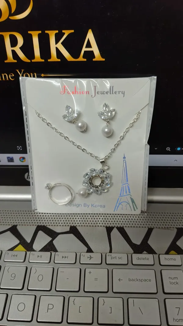 Silver_Pearl_Necklace_Earrings_Ring_Set_for_Women