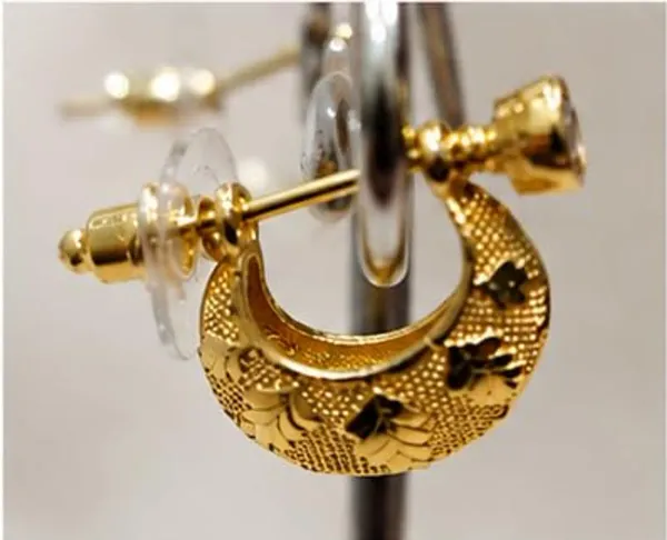Premium_Gold-Tone_Bali_Earrings_for_Men_|_Stylish_Statement_Hoop_Earrings