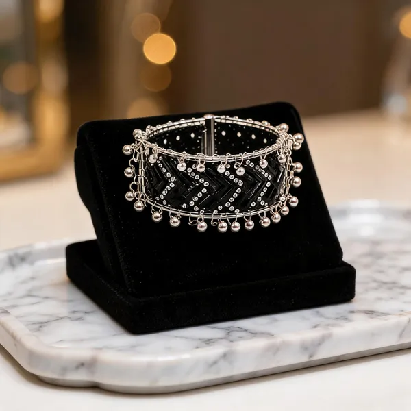 Foldable_Hinged_Cuff_Bracelet_For_Women