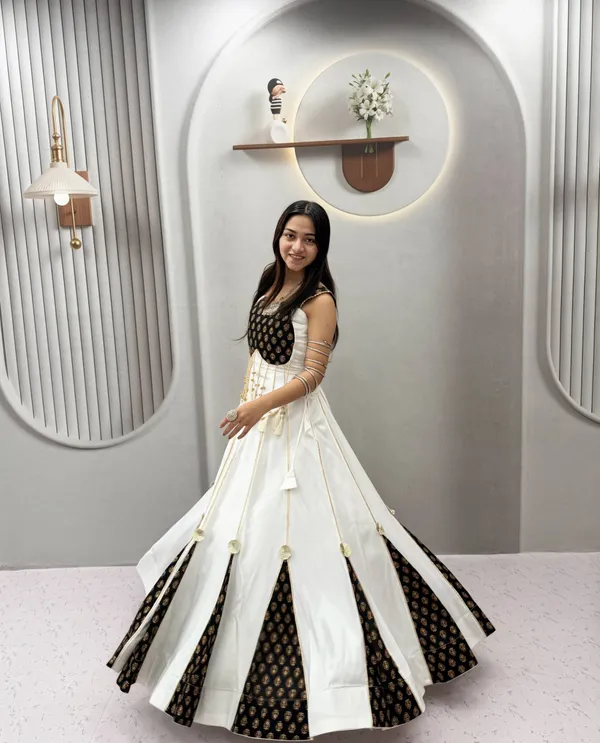 Black_and_White_Cotton_Ajrakh_print_lehenga_choli