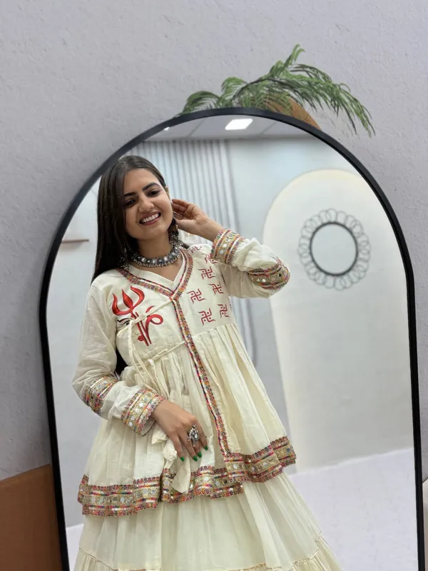 Off-White_Cotton_Navratri_Lehenga_Choli