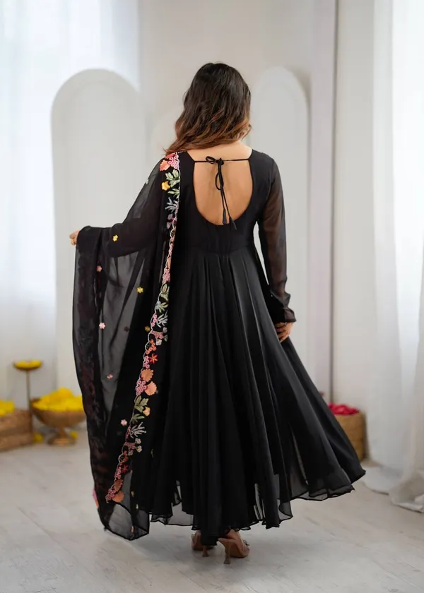 Black_Georgette_Embroidery_Anarkali_Suit