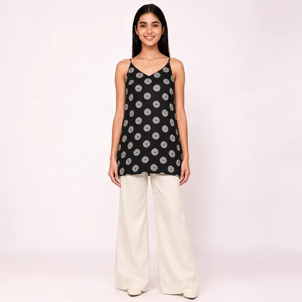 Black_Pure_Cotton_Sleeveless_Printed_Short_Kurti_For_Women