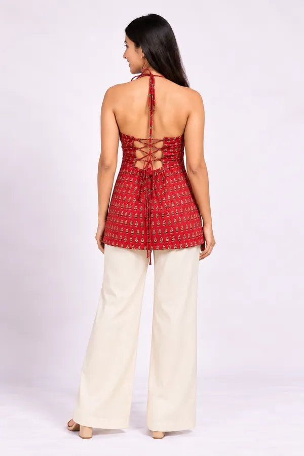 Red_Pure_Cotton_Sleeveless_Motif_Print_Short_Kurti_For_Women