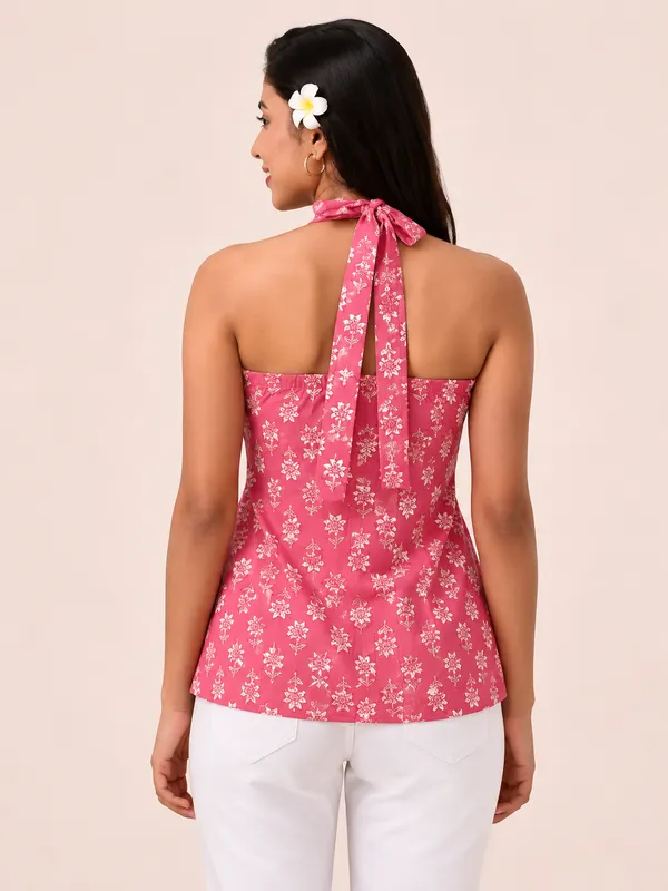 Pink_Pure_Cotton_Sleeveless_Floral_Halter_Short_Kurti_For_Women