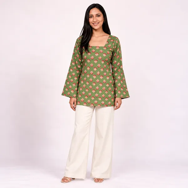 Green_Pure_Cotton_Floral_Print_Short_Kurti_For_Women