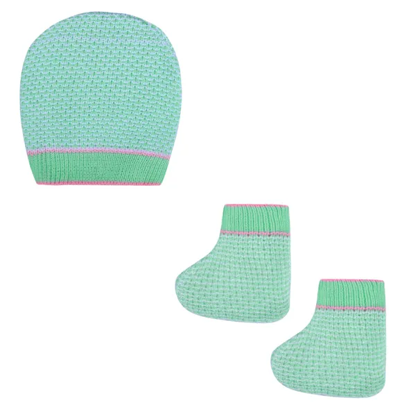 Green_Knitted_Winter_Set_For_Baby