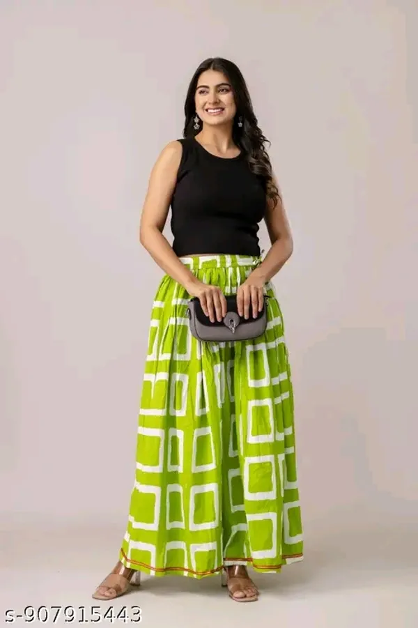 Green_Rayon_Geometric_Print_Flared_Maxi_Skirt_For_Women