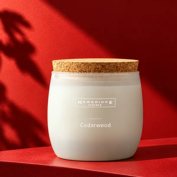 Frosted_Glass_Cedarwood_Scented_Candle