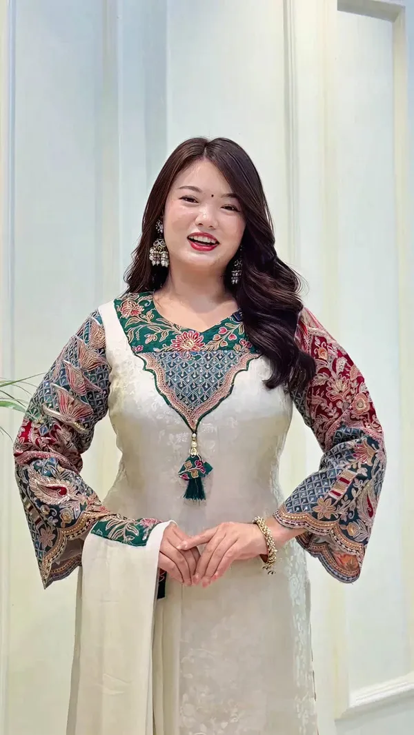 Royal_Printed_Designer_Kurti_Set