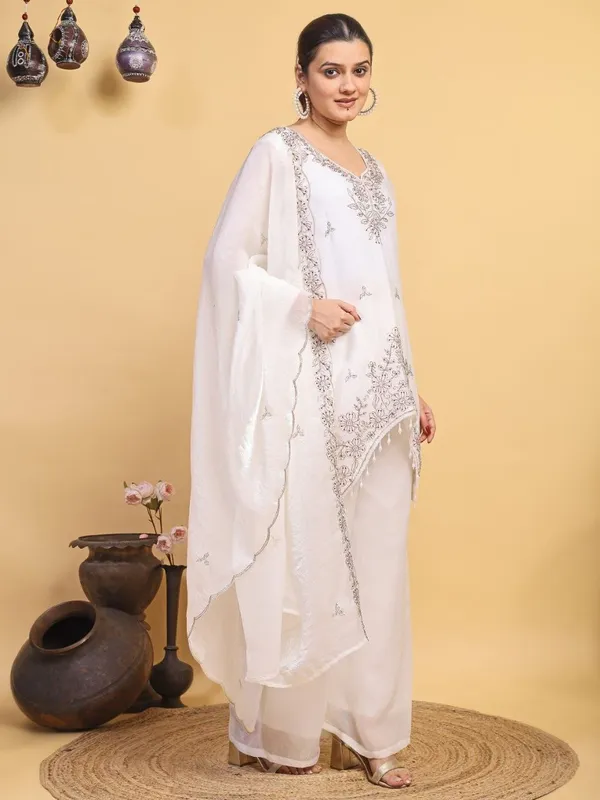 Women’s_White_Embroidered_Kurta_Palazzo_&_Dupatta_Set