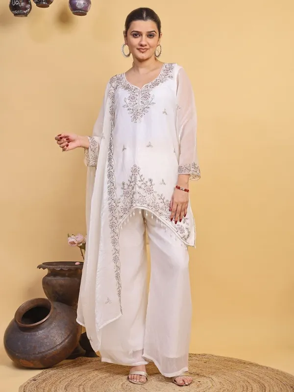 Women’s_White_Embroidered_Kurta_Palazzo_&_Dupatta_Set