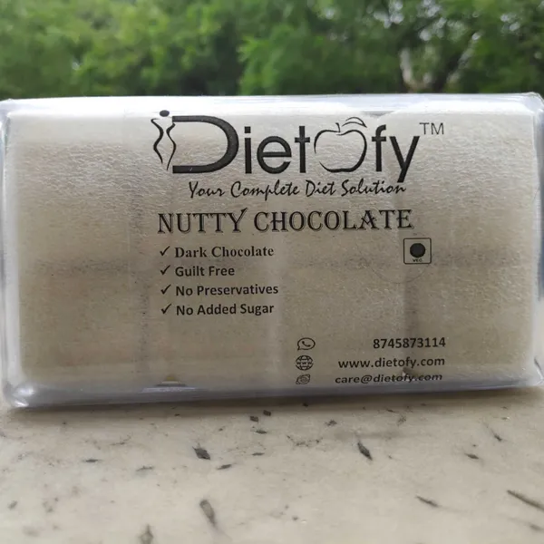 Nutty_Dark_Chocolate_100_Gms