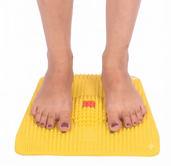 Yellow_Plastic_Acupressure_Foot_Massage_Mat