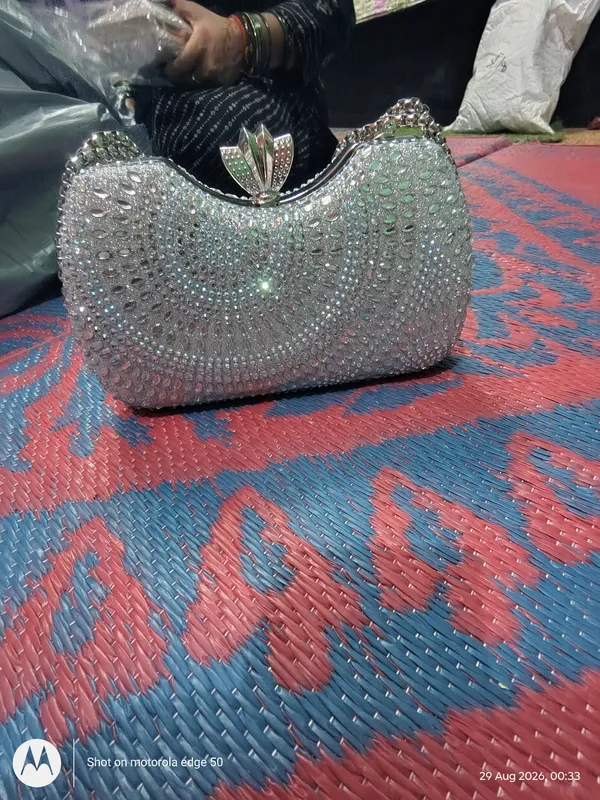 Silver_Embellished_Clutch_Bag_for_Women
