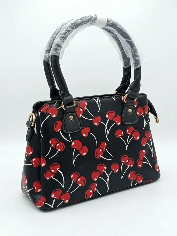 AP_Juniverse_Women_Black_Handbag_()