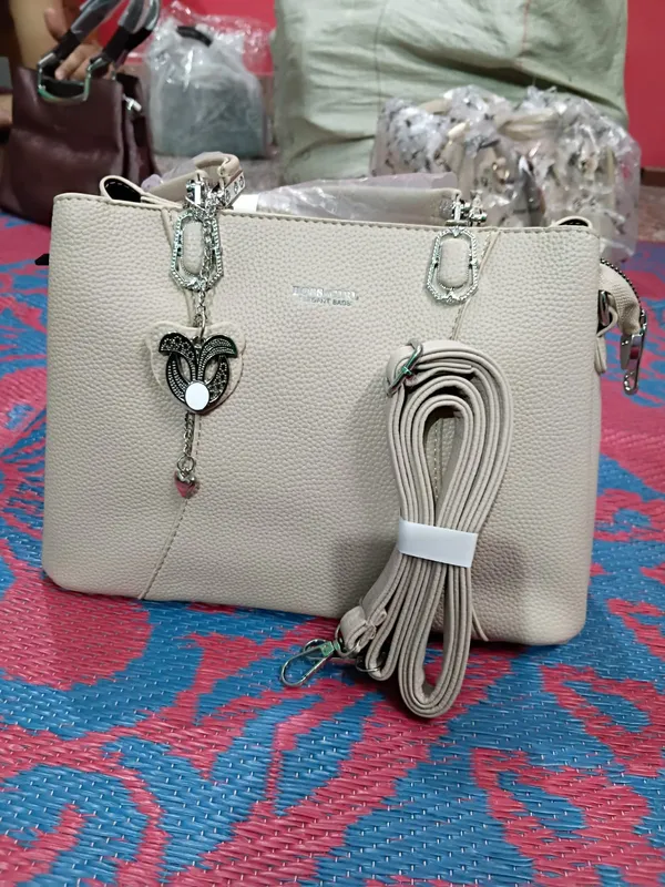 Cream_Faux_Leather_Tote_Handbag_for_Women