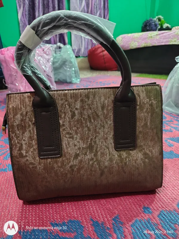 Brown_Textured_Structured_Handbag_for_Women