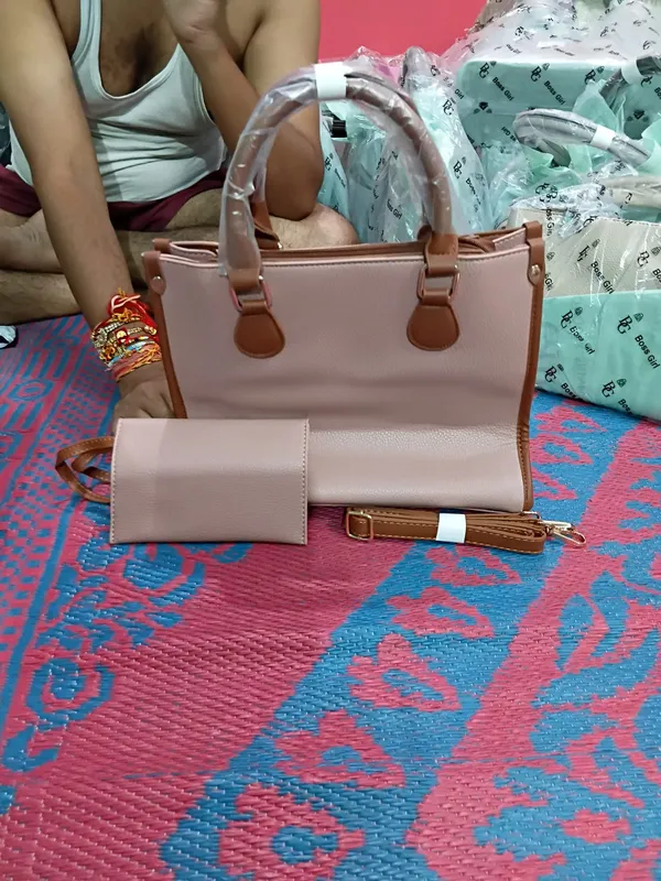 Pink_Structured_Tote_Handbag_Set_for_Women