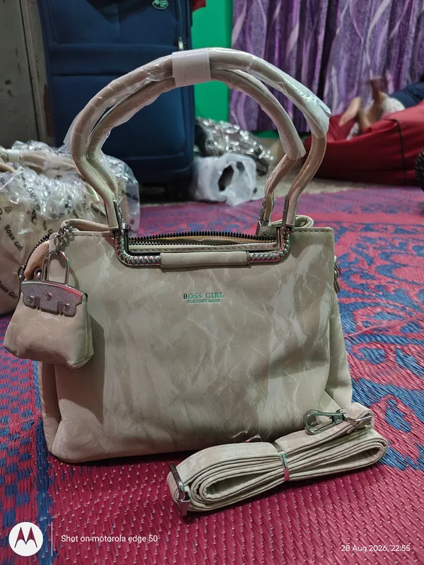 Beige_Synthetic_Leather_Handbag_for_Women