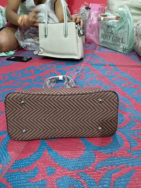 Brown_Textured_Structured_Handbag_for_Women