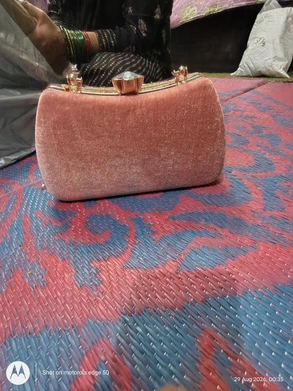 Pink_Velvet_Embellished_Clutch_For_Women