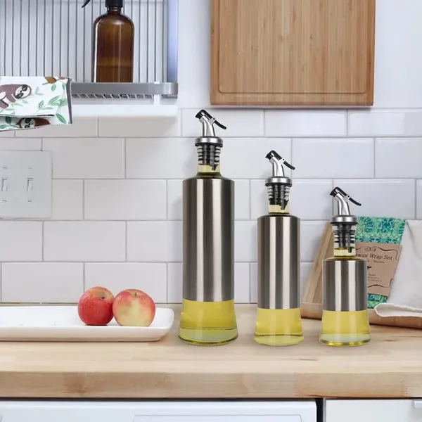 Silver_Stainless_Steel_Oil_Dispenser_Bottle