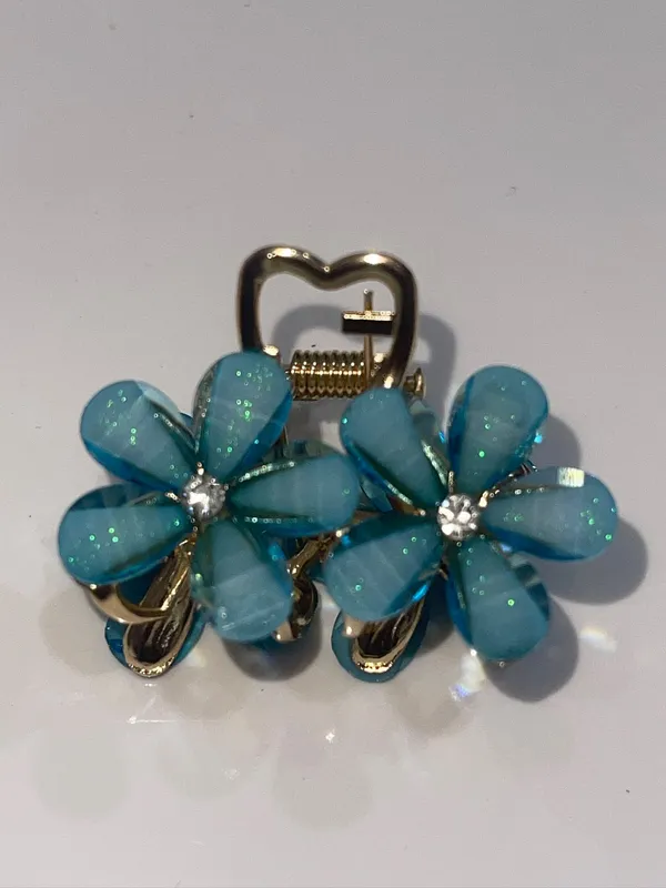 Blue_Floral_Embellished_Hair_Claw_Clip_for_Women