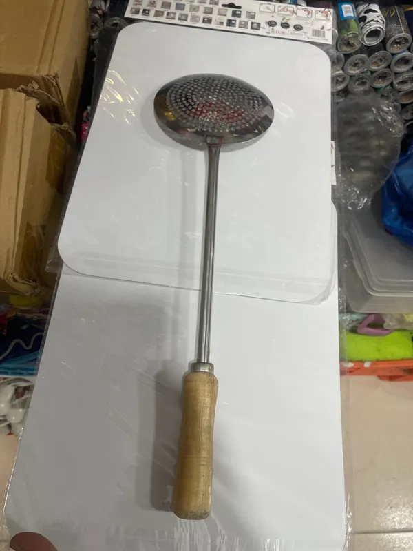 Gold_Stainless_Steel_Traditional_Wooden_Handle_Papad_Roaster