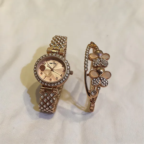 Gold_Stainless_Steel_Stone_Embellished_Watch_And_Bracelet_Set_For_Women