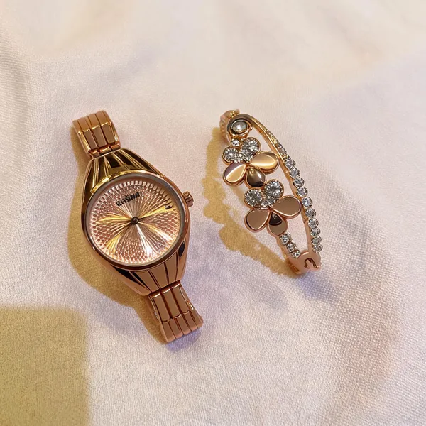 Rose_Gold_Stainless_Steel_Floral_Charm_Watch_And_Bracelet_Set_For_Women