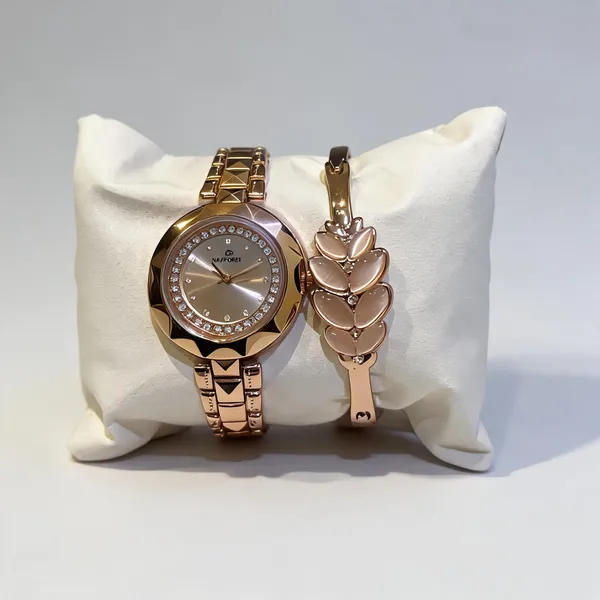 Gold_Stainless_Steel_Analog_Watch_And_Bracelet_Set_For_Women