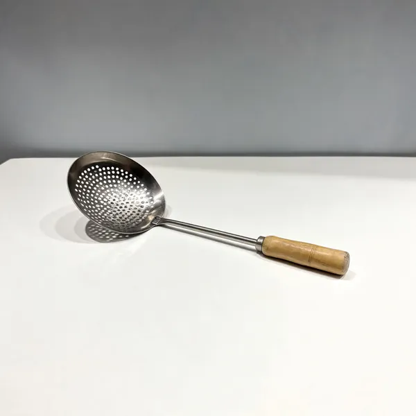 Gold_Stainless_Steel_Traditional_Wooden_Handle_Papad_Roaster