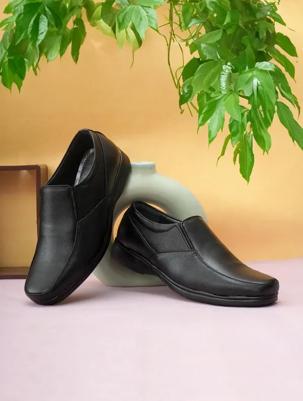 Men_S_Black_Leather_Moc_Toe_Slip_On_Comfort_Formal_Shoes_Extra_Cushioned_Office_Daily_Wear