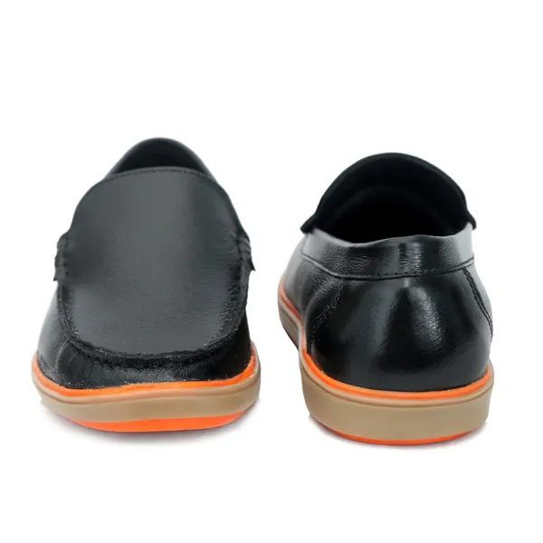Classic_Black_Leather_Slip_On_Loafers_With_Contrast_Orange_Sole
