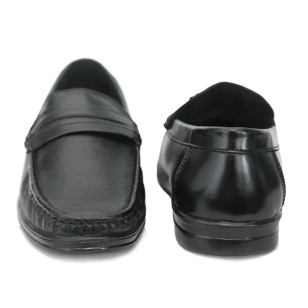 Black_Penny_Loafer_With_Saddle_Strap_And_Moccasin_Stitching