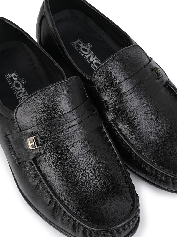 Men_S_Black_Leather_Formal_Loafers_With_Buckle_Detail