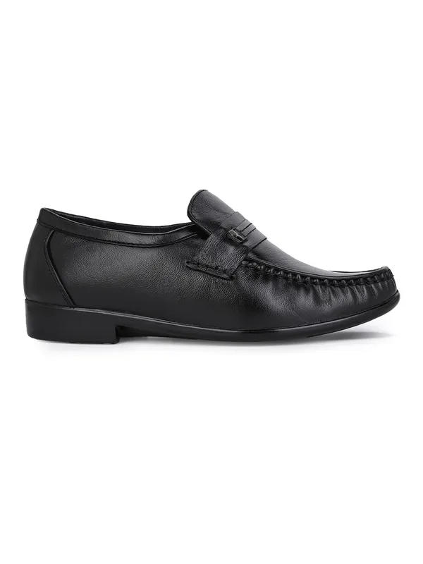 Men_S_Black_Leather_Formal_Loafers_With_Buckle_Detail