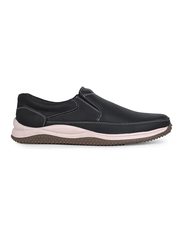 Men_S_Black_Leather_Slip_On_Casual_Sneakers_With_Contrast_Stitching