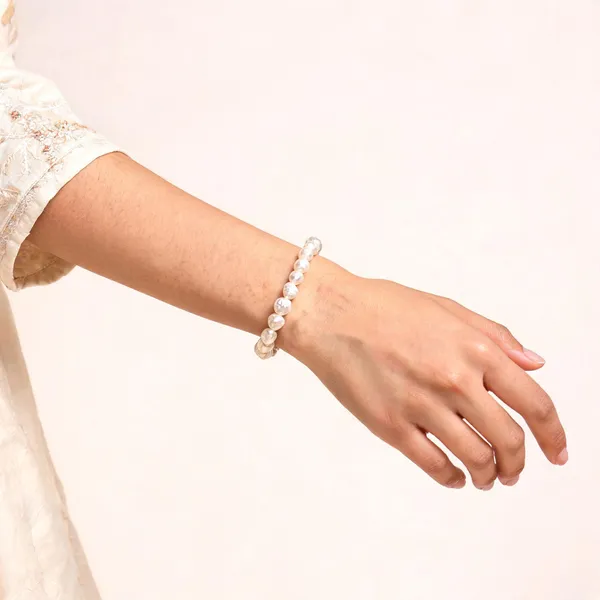 Peace_&_Harmony_Pearl_Bracelet_(Calmness_&_Emotional_Balance)
