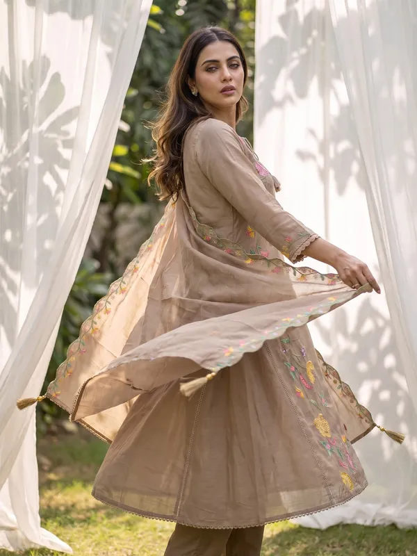 Beige_Embroidered_Straight_Kurta_Set_For_Women