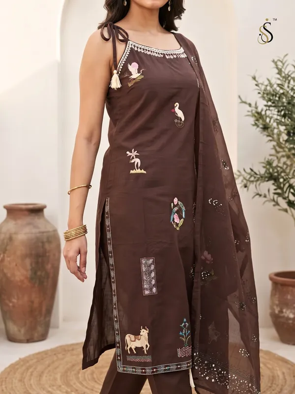 Brown_Embroidered_Kurta_Set_With_Dupatta_For_Women