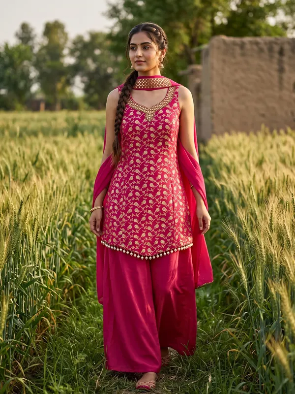 Pink_Floral_Print_Kurta_Set_for_Women