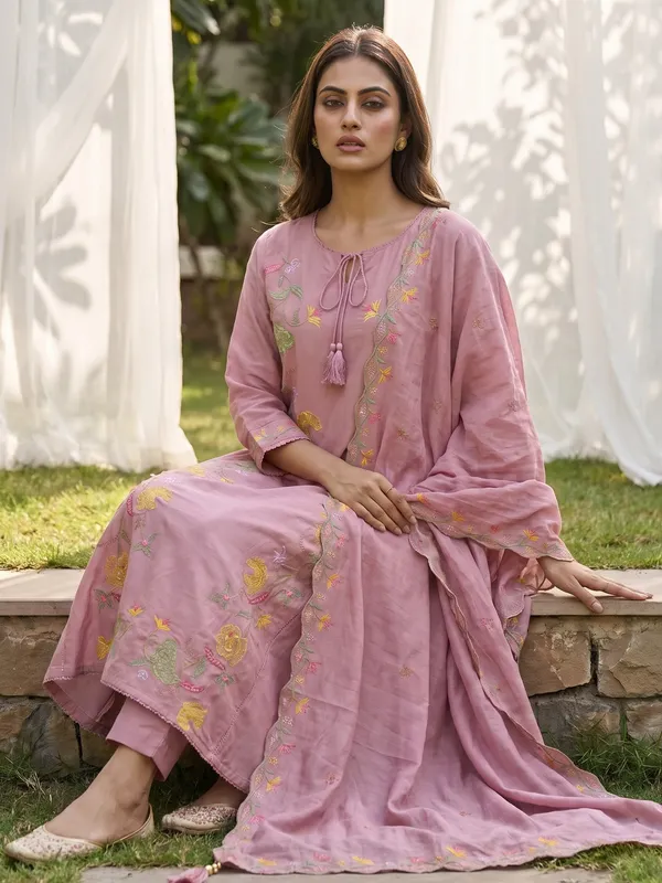 Pink_Embroidered_Straight_Kurta_Set_for_Women